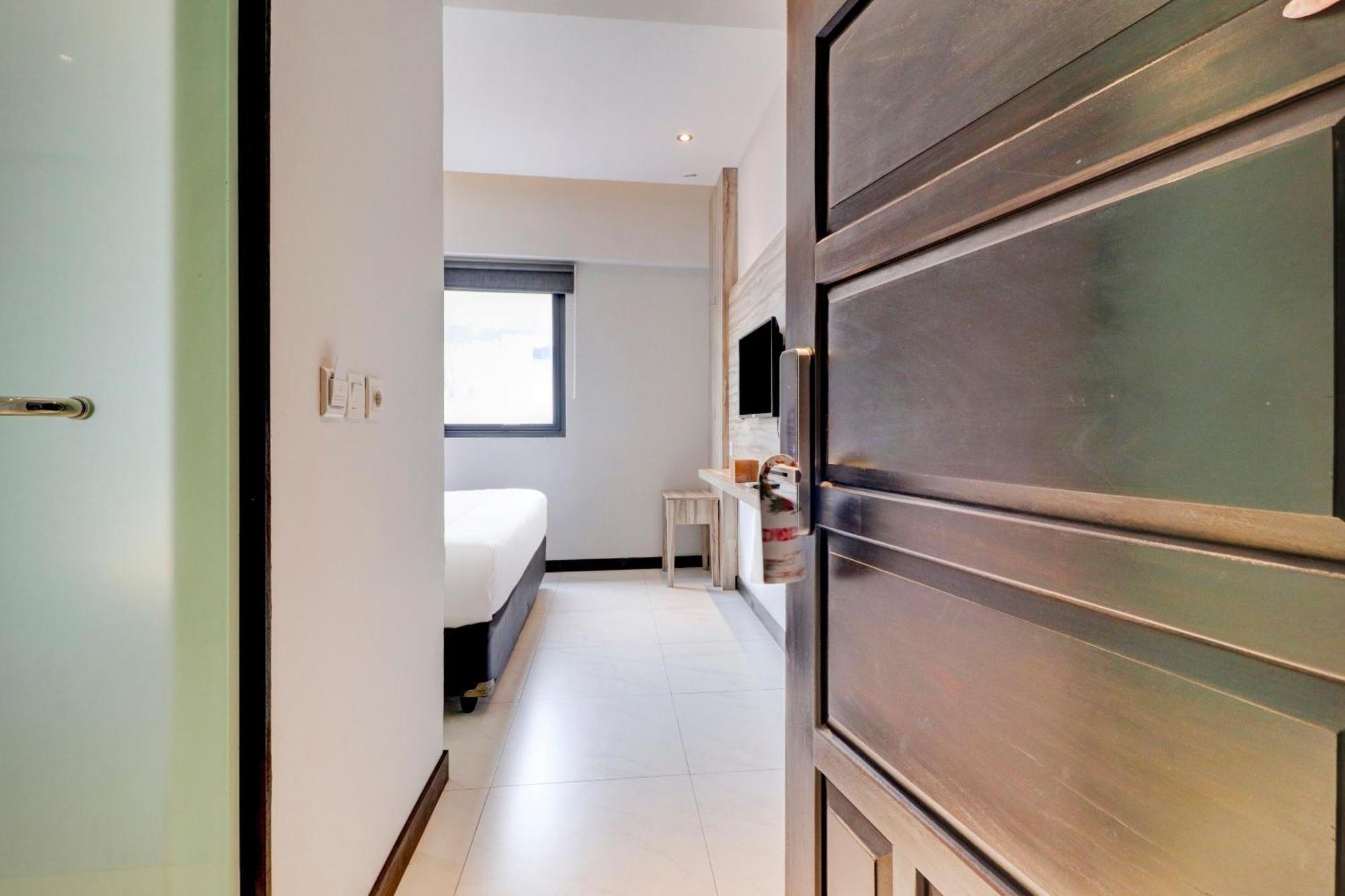 OYO Flagship 90775 I Sleep Hotel Bandung Exterior foto