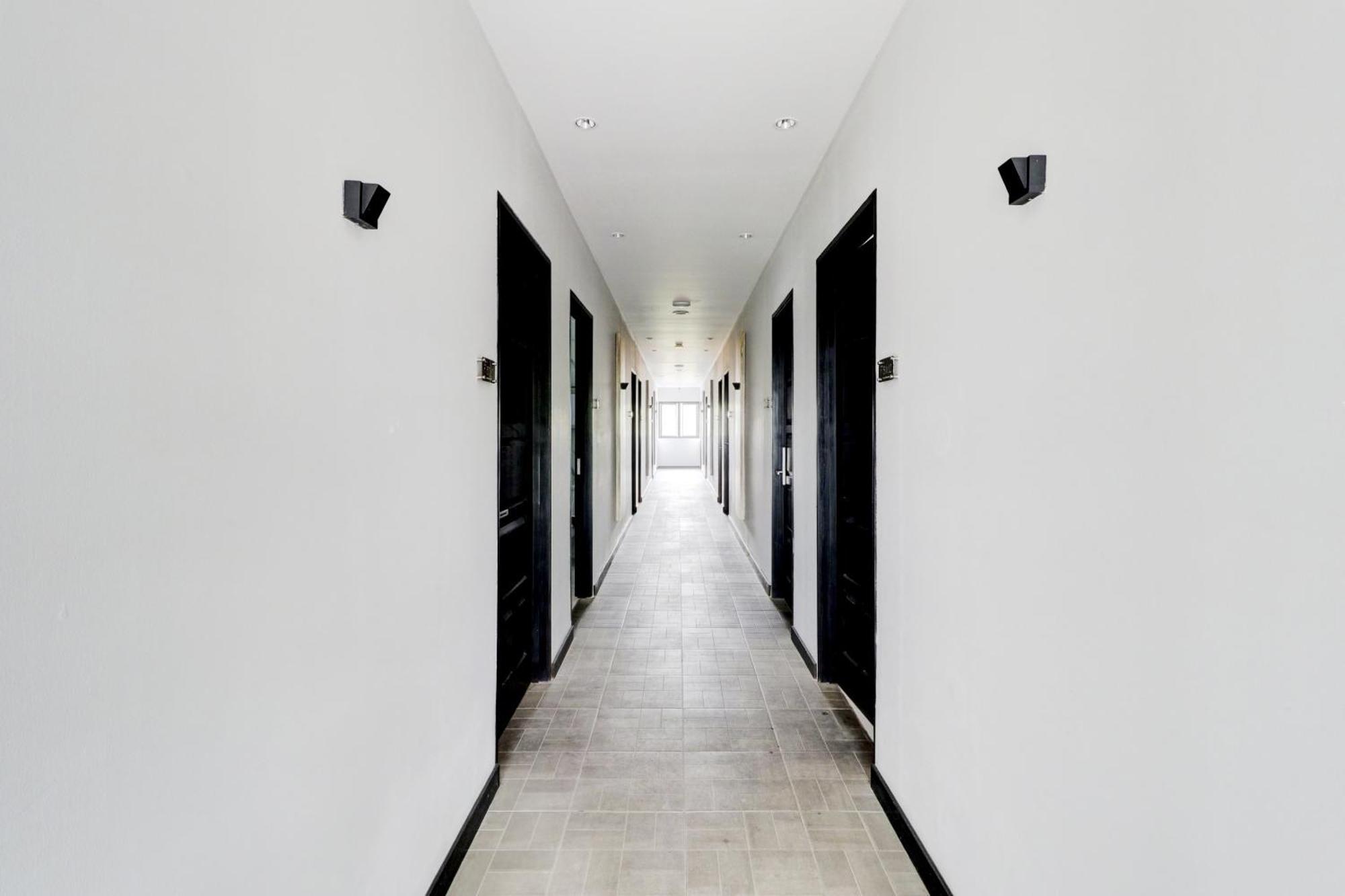 OYO Flagship 90775 I Sleep Hotel Bandung Exterior foto